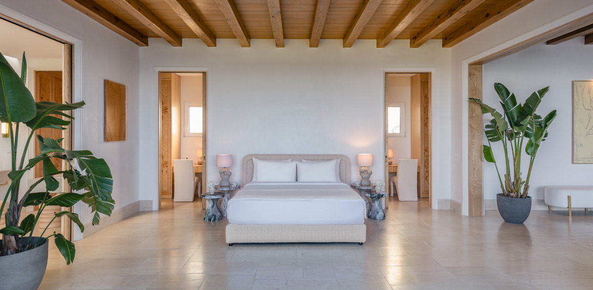 27-luxury-bedroom-mandola-rosa-royal-pavilion-grecotel